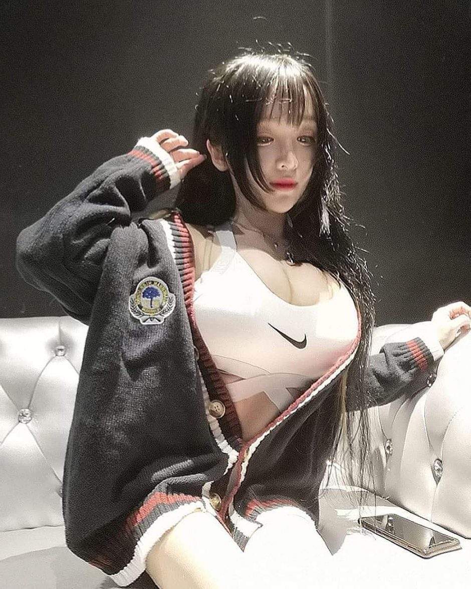 🌸 SAKURA | 苏樱花🌸 (@dj.sakuraaa) 身材超好的网红美女 80P – 爱看INS