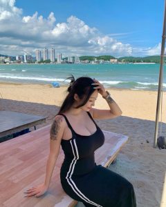 조하온 (@noahohc) 韩国釜山ins美女 50P – 爱看INS